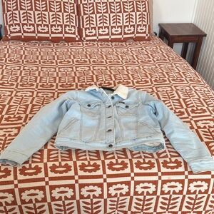 Wrangler Blue Denim Jacket with Sherpa Lining
